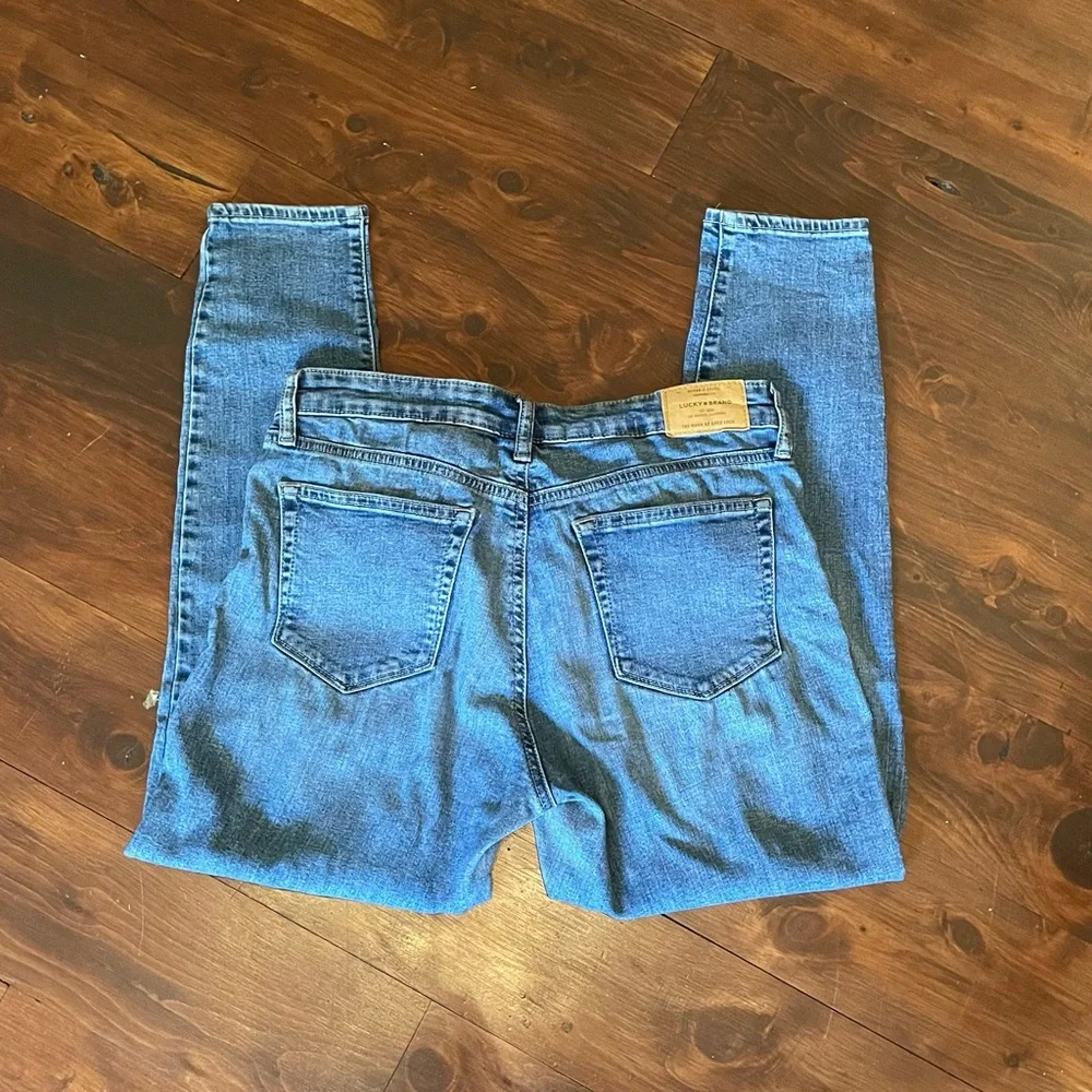 Lucky Brand Blue Button Fly Skinny Jeans with Stretch - Picture 3 of 4